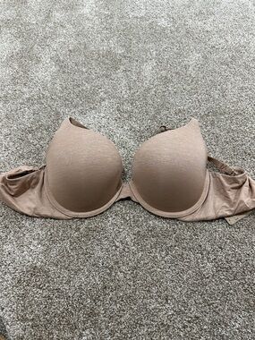 Victoria's Secret Light Beige Padded T-Shirt Bra
